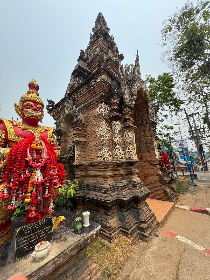 Temples 6